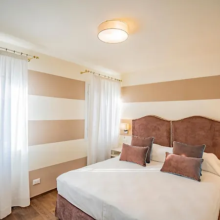 Lo Squero 3 With Balcony In Dorsoduro * 威尼斯